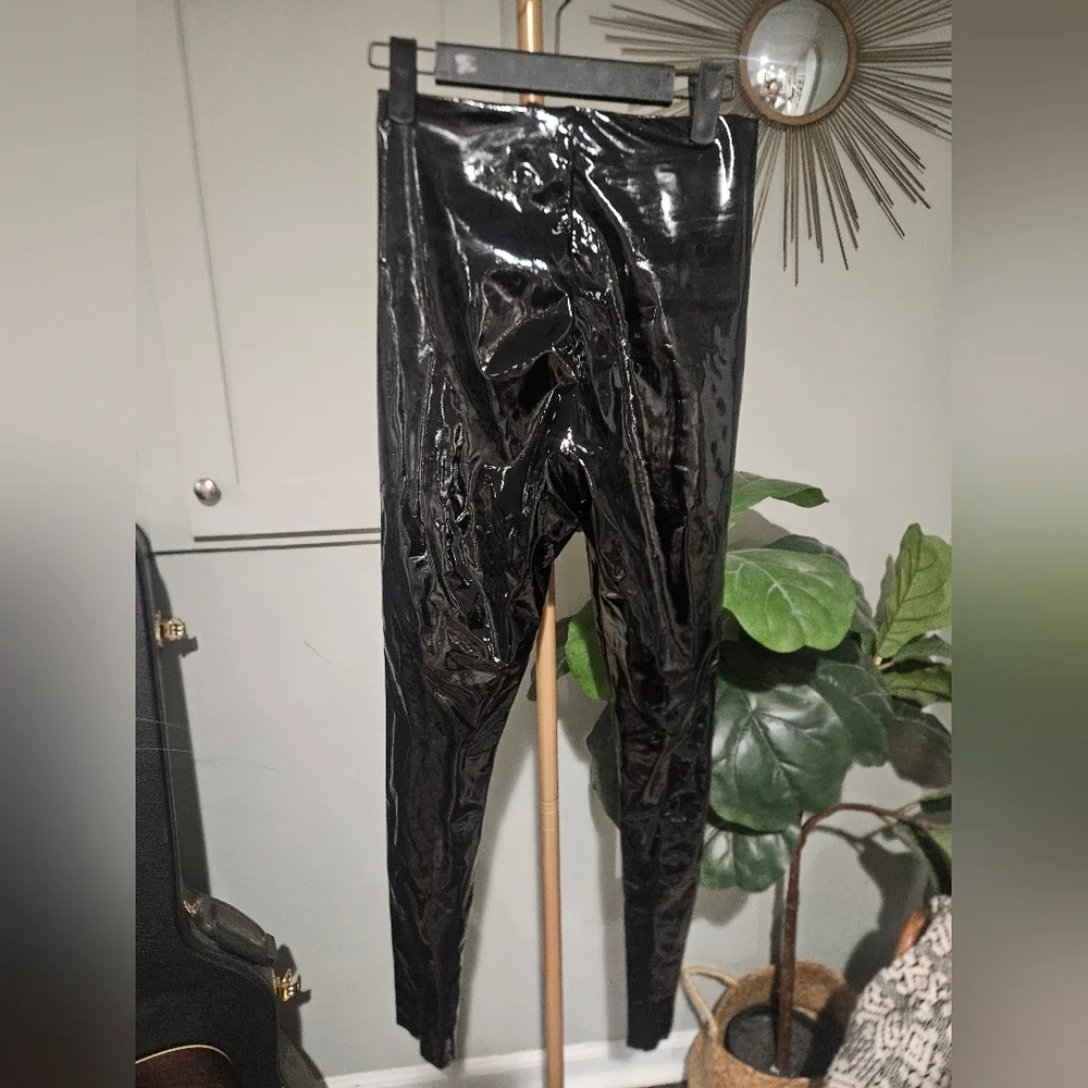 COMMANDO Faux Patent Leather Legging In Black. Size XS - Picture 7 of 15